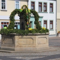 Osterbrunnen auf dem Marktplatz - Bildautor: Matthias Pihan, 04.04.2020