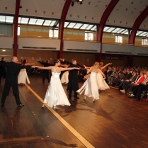 Die Showtanzgruppe des BBCC mit ihrem Cinderella-Tanz. - Bildautor: Matthias Pihan