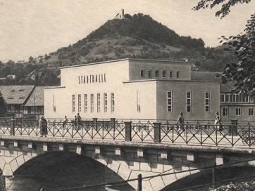 Stadthalle nach der Fertigstellung im Jahr 1931