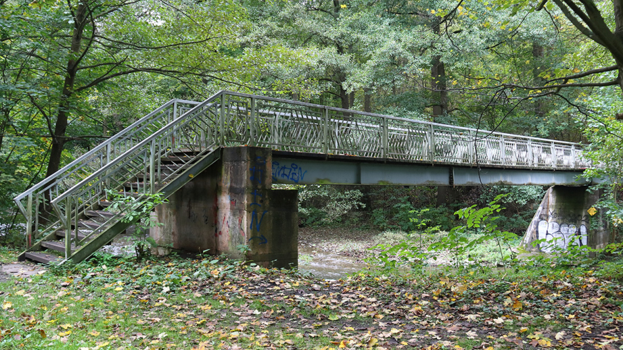 Brcke am Waidmannsheil - Bildautor: Matthias Pihan, 07.10.2024