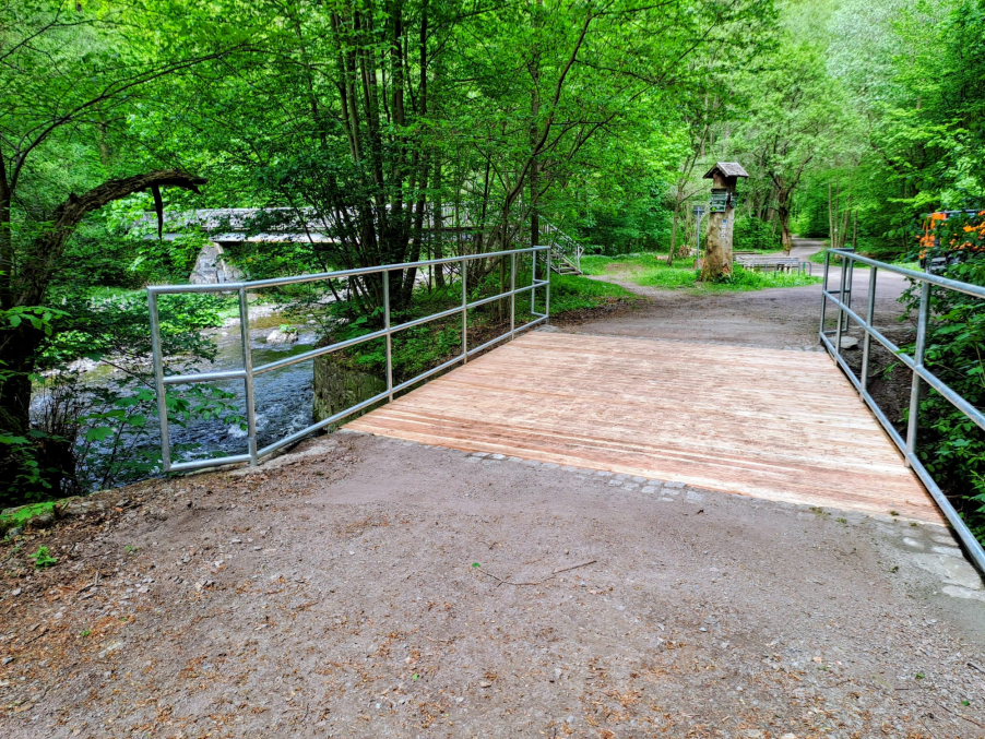 Sanierung der Werrebr�cke im Schwarzatal abgeschlossen