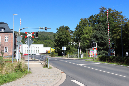Bahn�bergang Schwarzburger Stra�e - Bildautor: Matthias Pihan, 06.09.2026