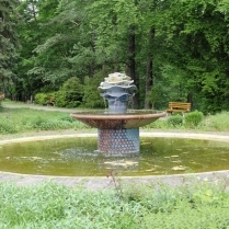 Rosenbrunnen - Bildautor: Matthias Pihan, 18.05.2022