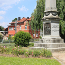 Am Georgdenkmal - Bildautor: Matthias Pihan, 07.06.2024