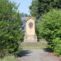 Frbeldenkmal - Bildautor: Matthias Pihan, 01.08.2024
