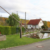 Ziehbrunnen in Bhlscheiben - Bildautor: Matthias Pihan, 29.10.2025