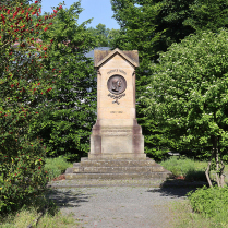 Fr�beldenkmal - Bildautor: Matthias Pihan, 27.05.2026