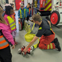 Besuch der Vorschler bei der Feuerwehr Bad Blankenburg - Bildautor: Jacqueline Weileder