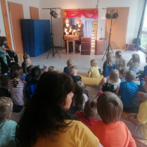 Kindertagsberraschung: Das Puppentheater der LAG Puppenspiel e.V. erfreute die Kinder mit dem Stck Die Bremer Stadtmusikanten. - Bildautor: Jacqueline Weileder