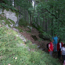 Wandergruppe am Beulwitzdenkmal im September 2009 - Bildautor: Matthias Pihan, 12.09.2009