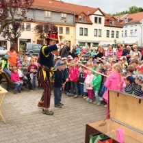 Kindergartenfest auf dem Marktplatz anlsslich des Kindertages