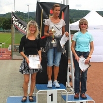 Siegerehrung der weiblichen Gewinner des 10-km-Laufs - Bildautor: Matthias Pihan