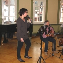 Musikalische Erffnung mit Andrea und Gnter vom Kunstkreis Bad Blankenburg e.V. - Bildautor: Matthias Pihan