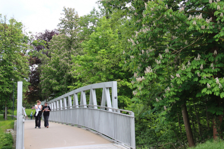 An der Badewldchenbrcke im Kurpark