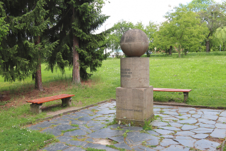 Spielgabendenkmal im Badewldchen