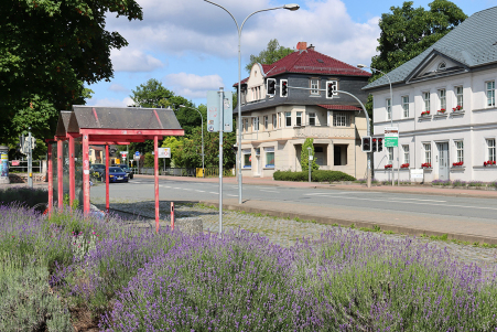 Am Bahnhof
