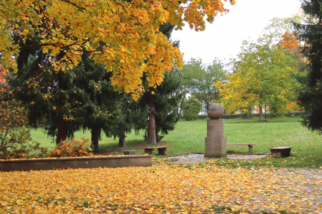 Spielgabendenkmal im Badewldchen