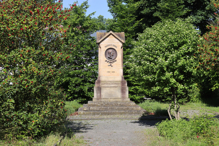 Fr�beldenkmal